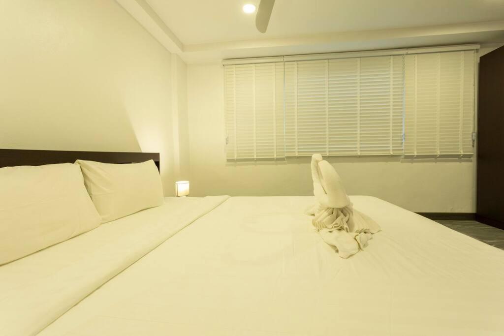 2Br Nai Harn Beach Is 500 Metres Away C133 Extérieur photo