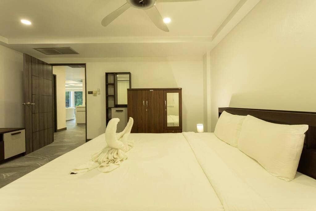 2Br Nai Harn Beach Is 500 Metres Away C133 Extérieur photo