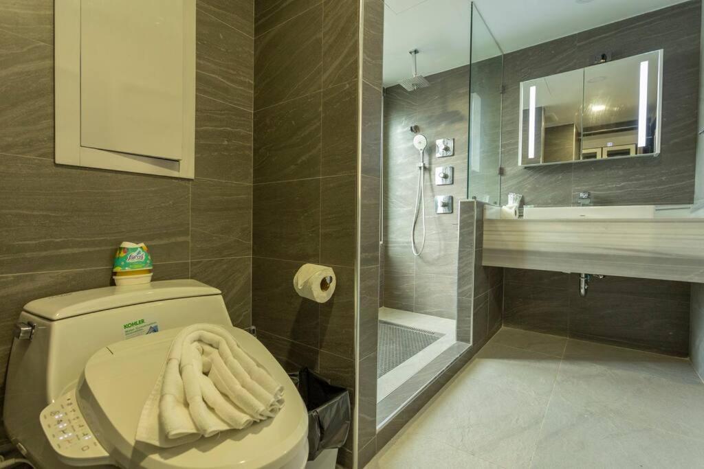 2Br Nai Harn Beach Is 500 Metres Away C133 Extérieur photo