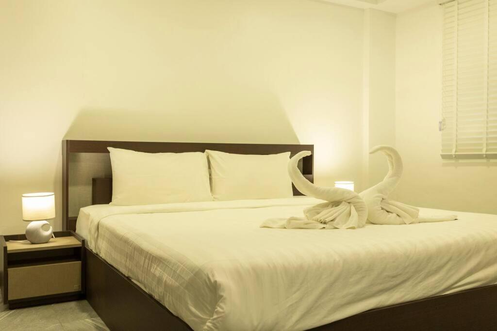 2Br Nai Harn Beach Is 500 Metres Away C133 Extérieur photo
