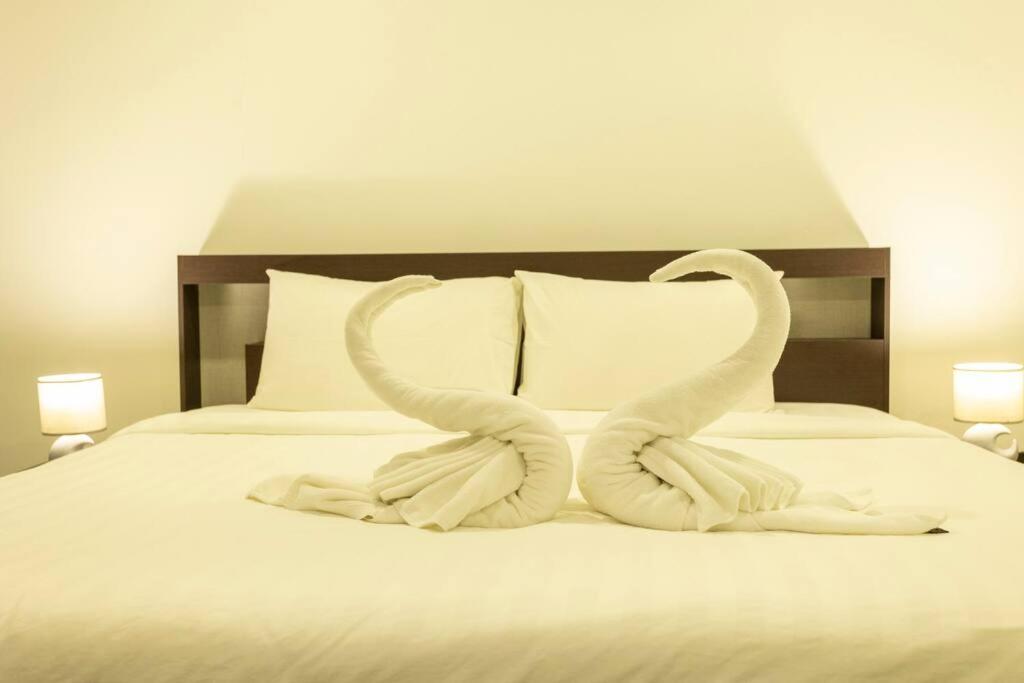 2Br Nai Harn Beach Is 500 Metres Away C133 Extérieur photo