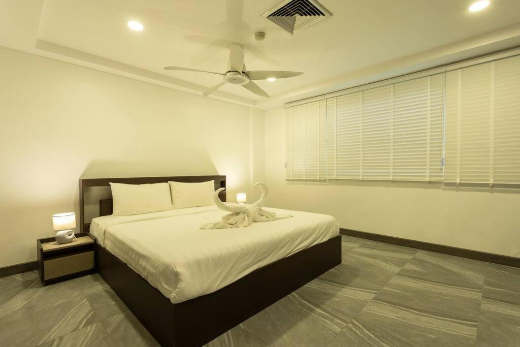 2Br Nai Harn Beach Is 500 Metres Away C133 Extérieur photo
