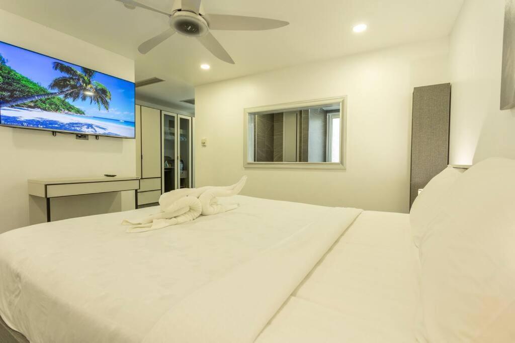 2Br Nai Harn Beach Is 500 Metres Away C133 Extérieur photo